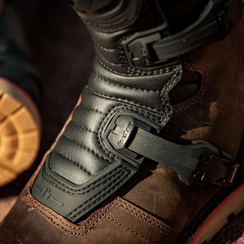 HEBO HT1021NTR :  BOTA TRIAL TECHNICAL 3.0 PIEL NATURAL LEATHER