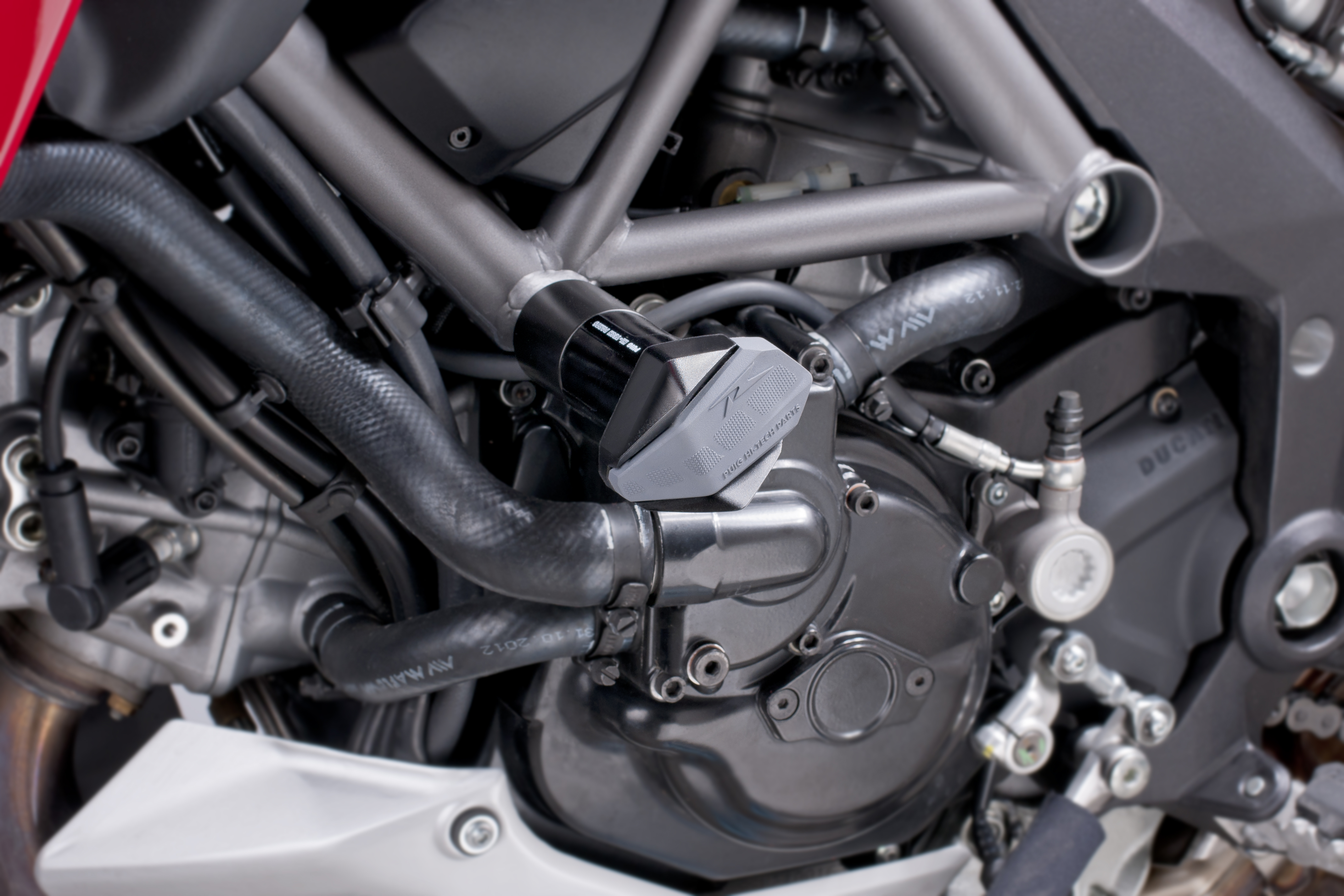 5585 PUIG Ochraniacze silnikowe Zderzaki Drop Protection R12 Ducati Streetfighter-pokaż oryginalną nazwę Krajowe super tanie